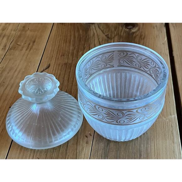 Vintage AVON 70's Frosted Glass Candy, Trinket, Power Dish. Gold Detail. - Picture 2 of 6